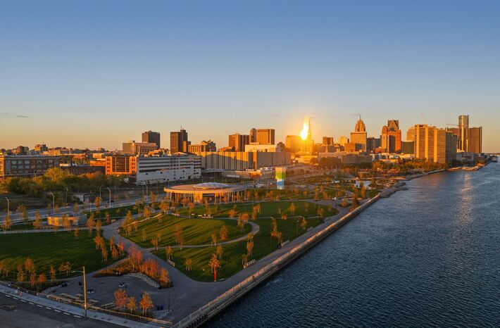 detroitriverfront.org