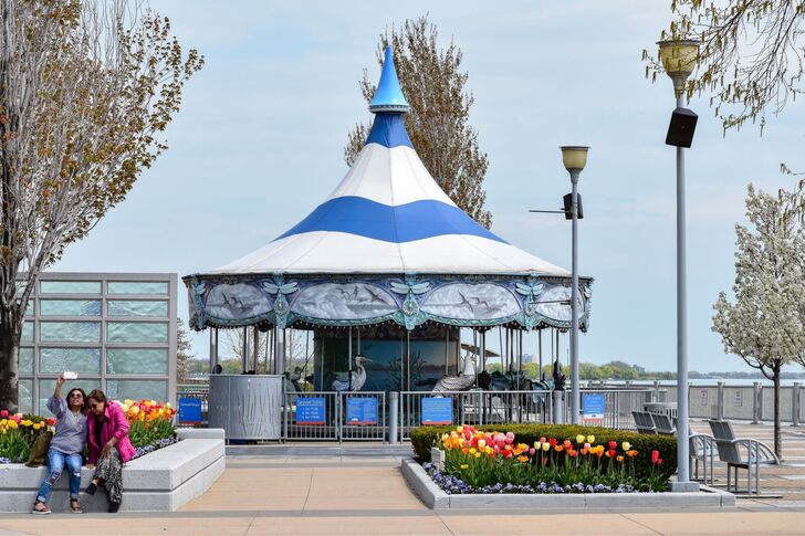 Cullen Plaza